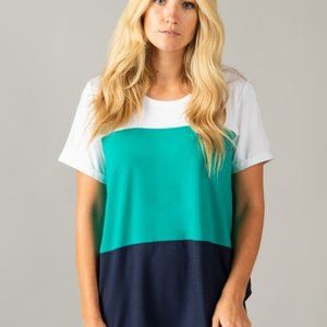 New with Tag Agnes & Dora Colorblock Top Jade Navy Cuff Sleeve Size XLarge